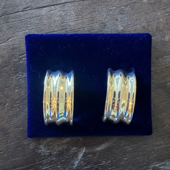 Self-Portrait Gold Ridged Earrings - Picture 7 of 7